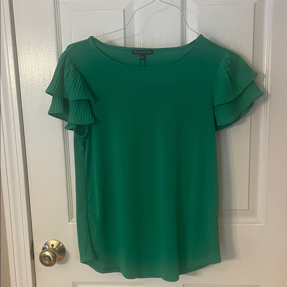 Adrianna Papell NWT Emerald Ruffled Sleeve Blouse